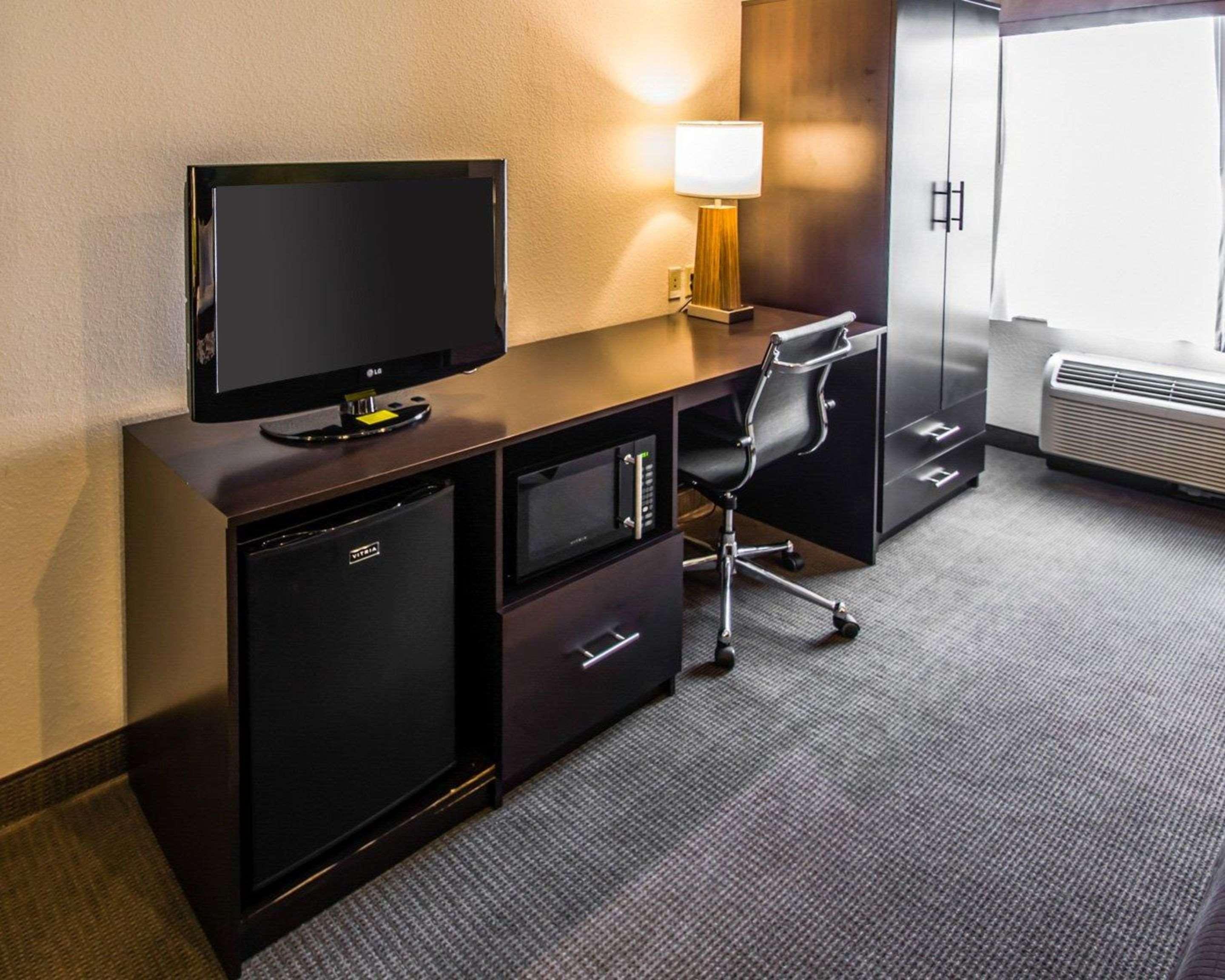 Sleep Inn & Suites Orlando International Airport Exterior photo