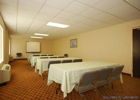 Sleep Inn & Suites Orlando International Airport Business photo