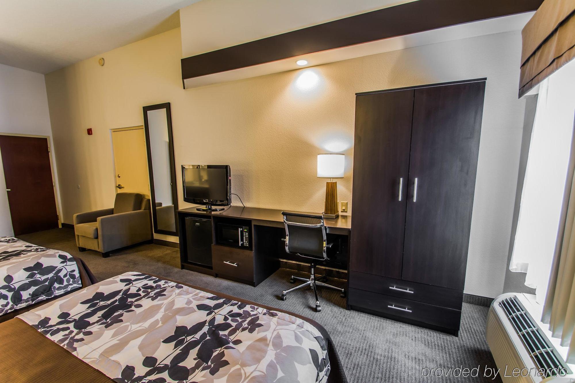 Sleep Inn & Suites Orlando International Airport Exterior photo